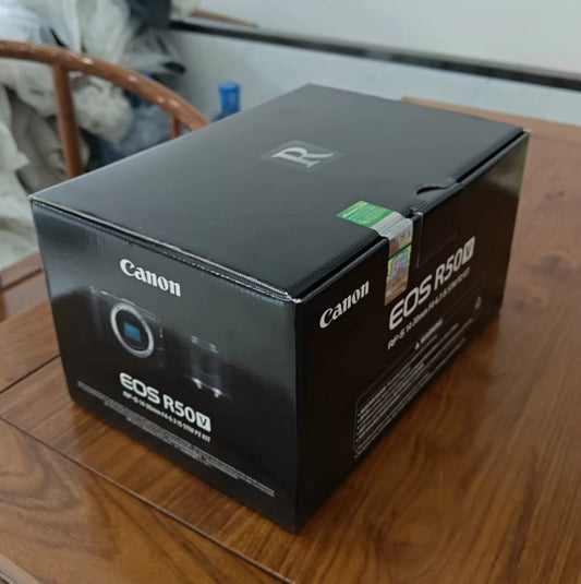 Canon EOS R50 V Mirrorless Camera with 14-30mm