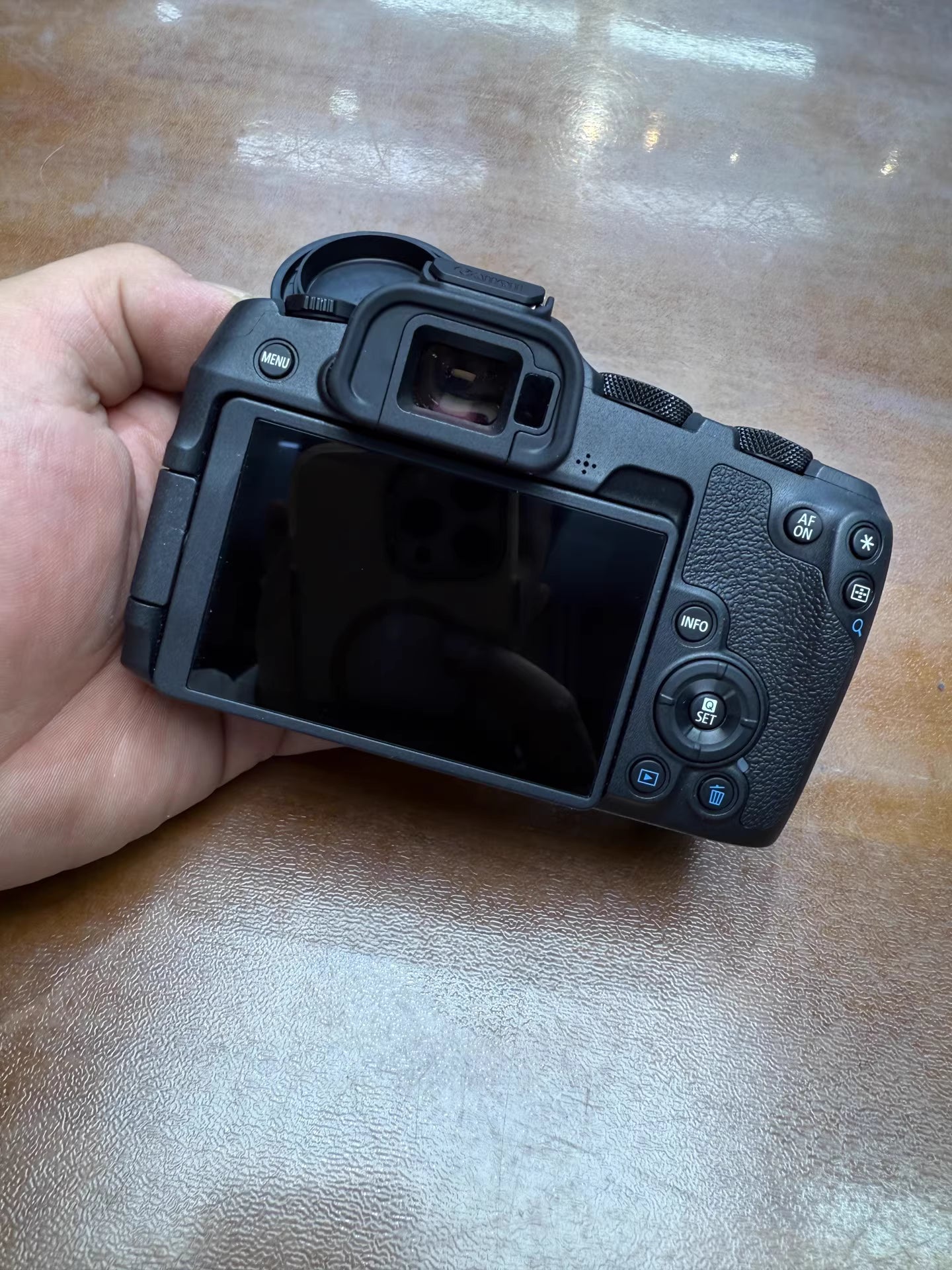 Canon EOS R8 Mirrorless Camera