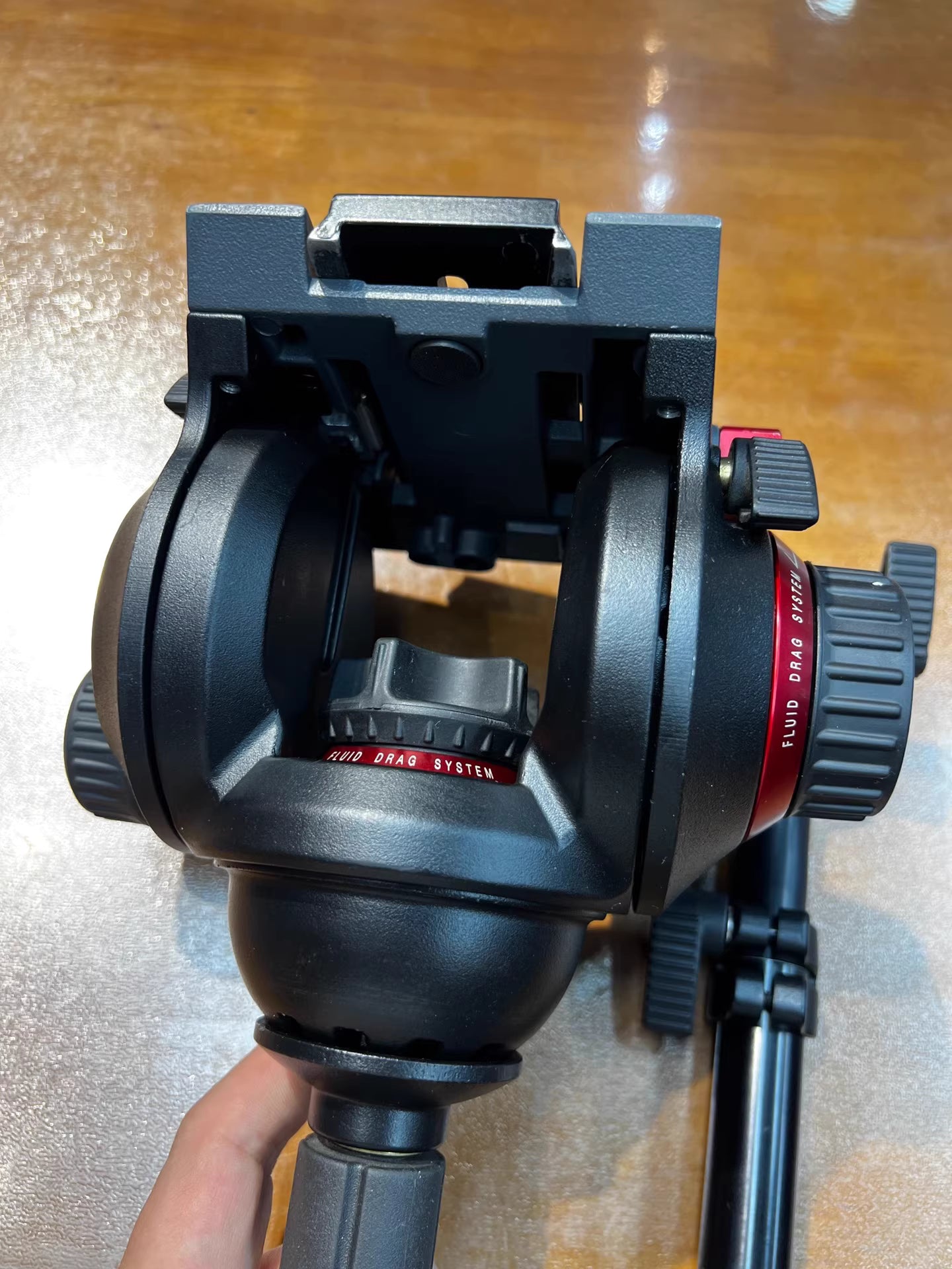 Manfrotto 504HD Fluid Video Head with Flat Base