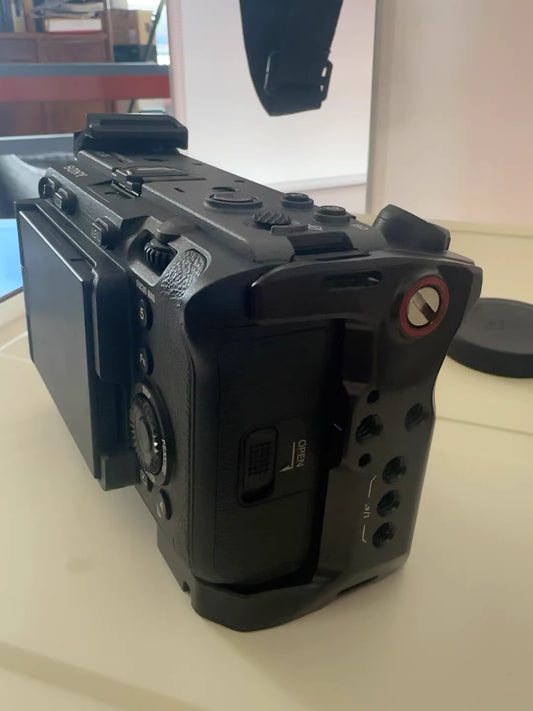 Sony FX30 Digital Cinema Camera + Cage